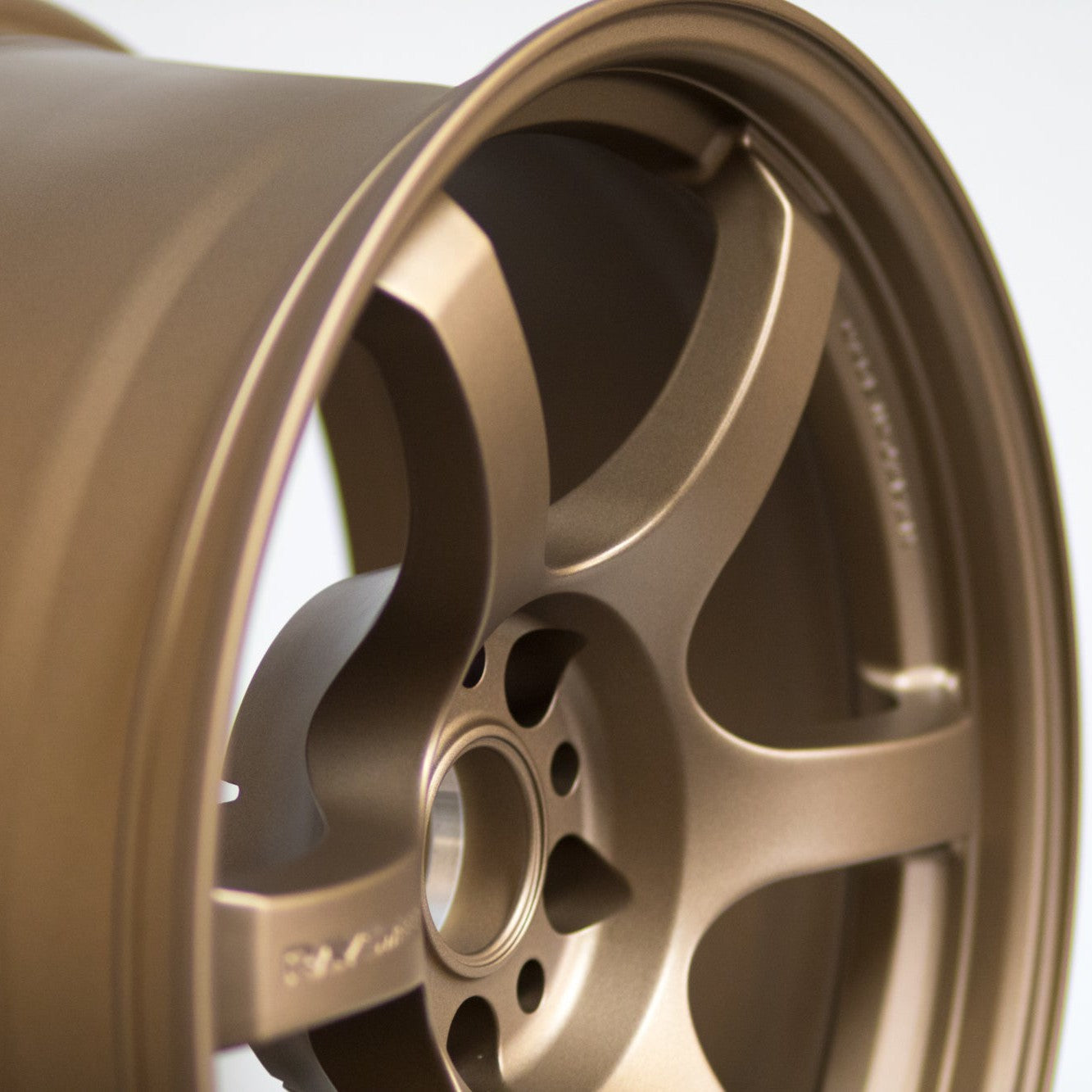 Rays Gram Lights 57DR 18x9.5 +22 5x114.3 Bronze 2 (SET)