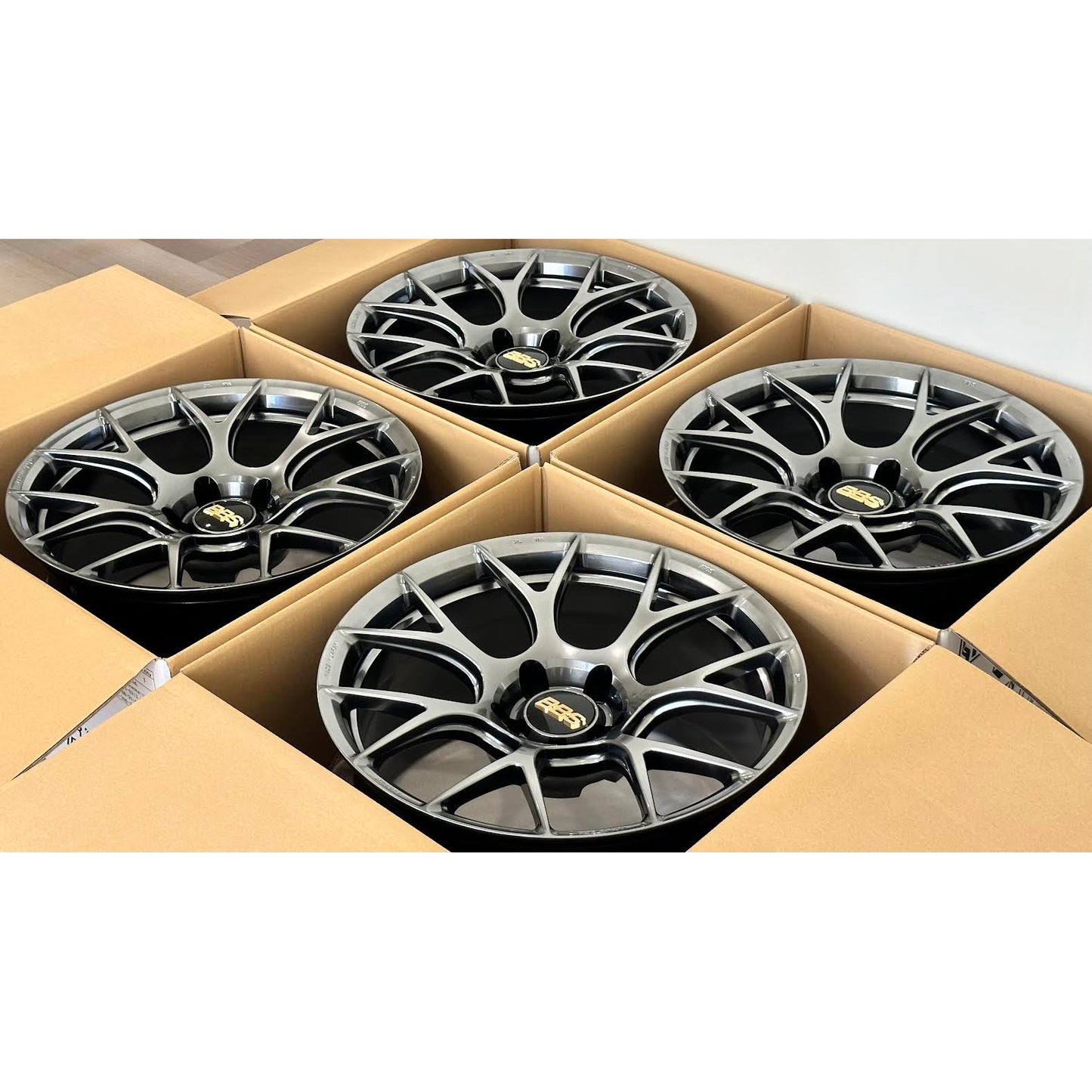 BBS RE-V7 18x9.5 +22 5x114.3 Diamond Black (SET)