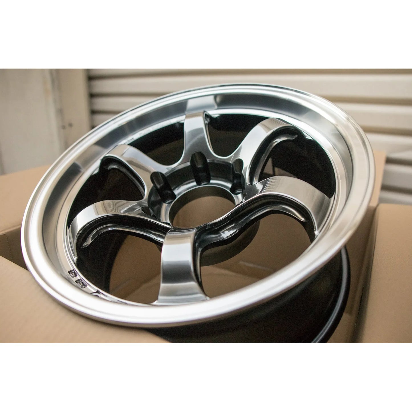 Advan RG-D2 17x8.5 -10 6x139.7 Machining & Racing Hyper Black (SET)