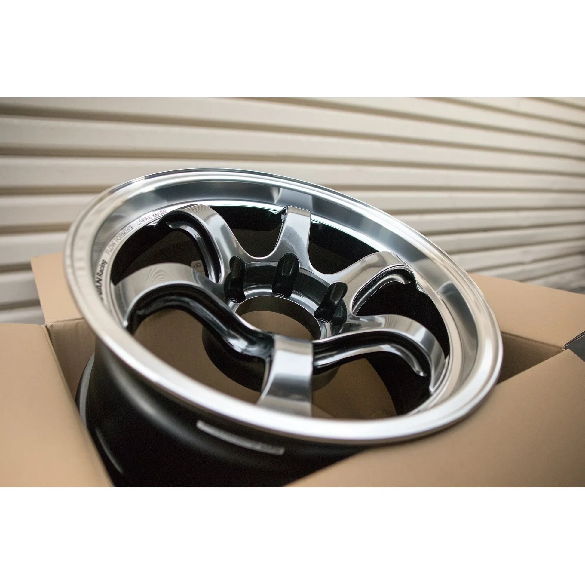 Advan RG-D2 17x8.5 -10 6x139.7 Machining & Racing Hyper Black (SET)