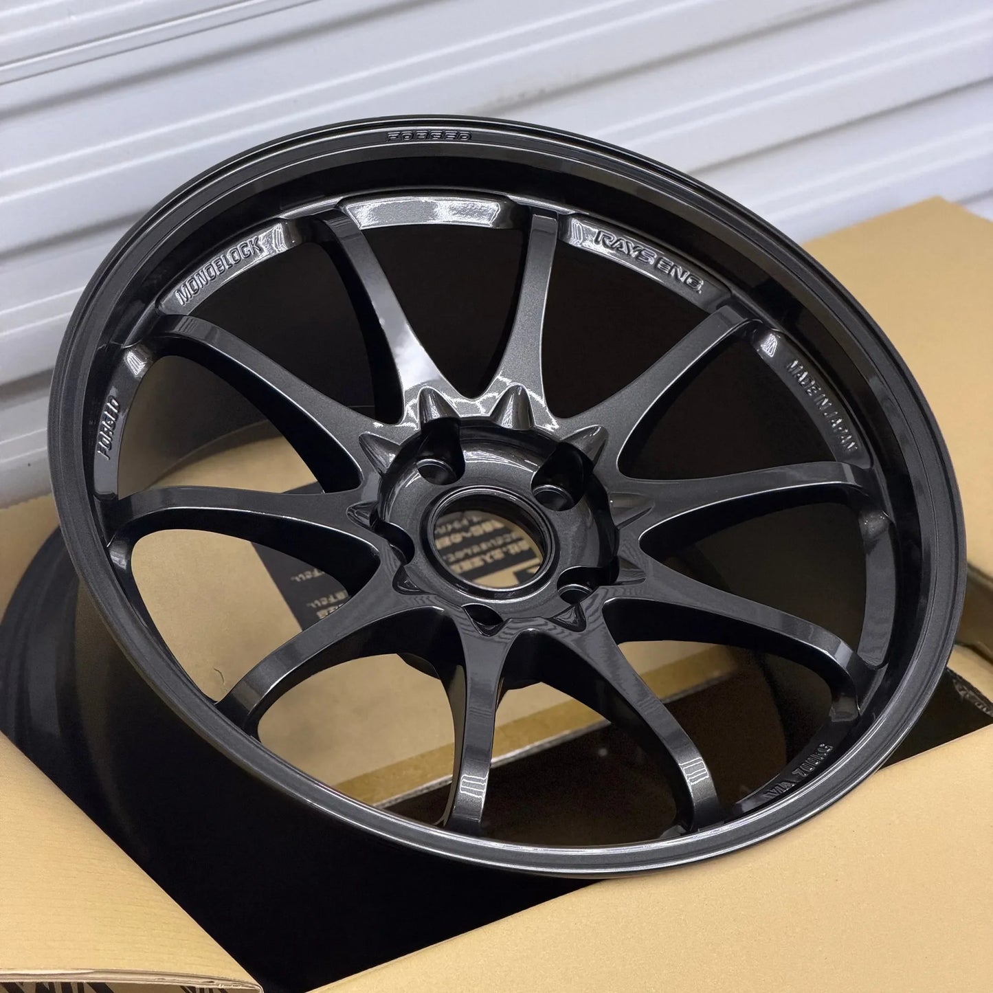 Volk Racing CE28 Club Racer II Black Edition 18x10 +40 5x114.3 Diamond Dark Gunmetal (SET)