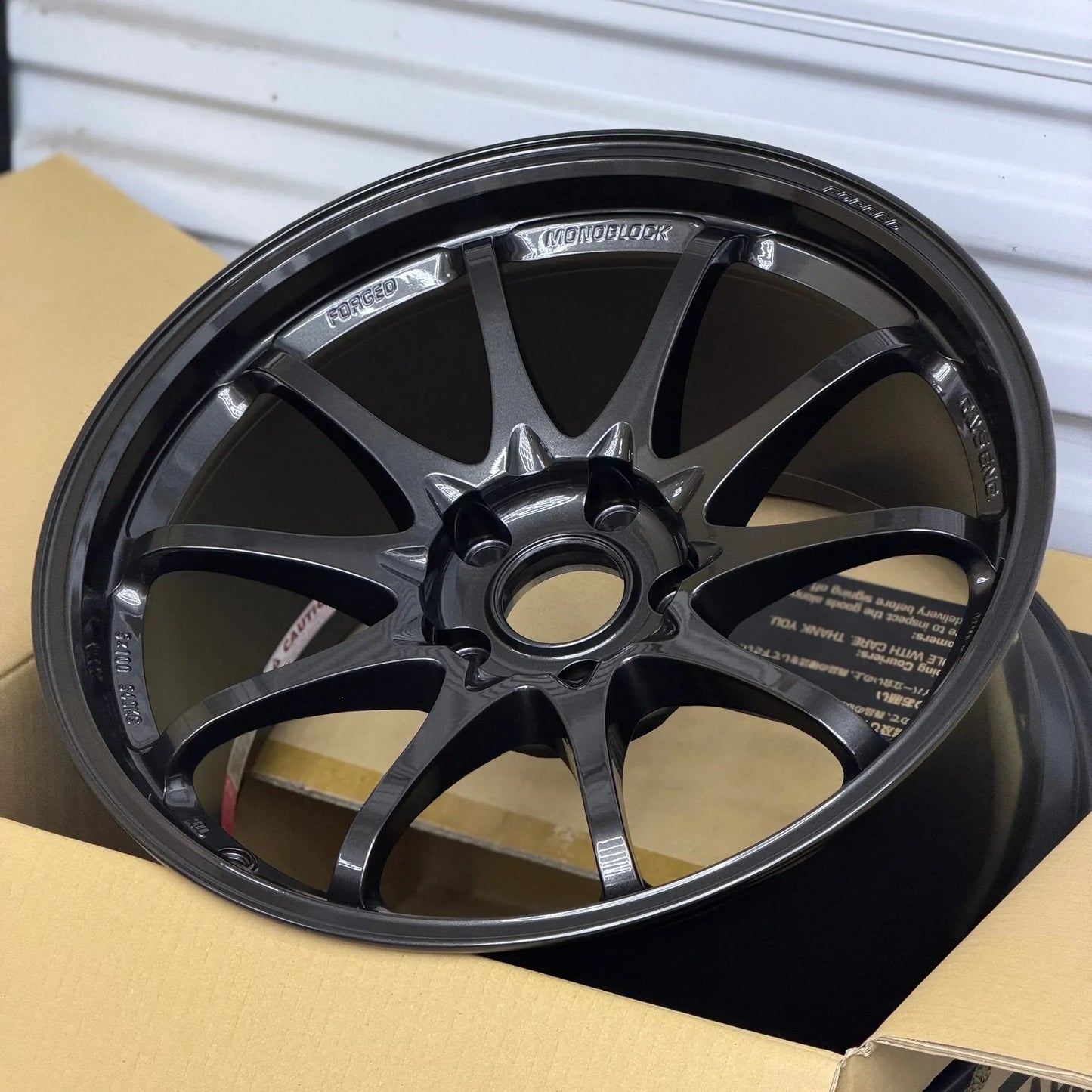 Volk Racing CE28 Club Racer II Black Edition 18x10 +40 5x114.3 Diamond Dark Gunmetal (SET)