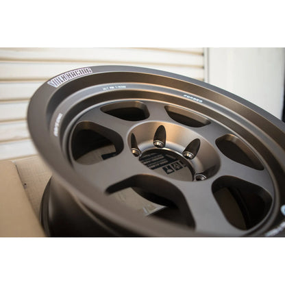 Volk Racing TE37XT M-Spec 17x8 -20, 6x139.7 Bronze (SET)