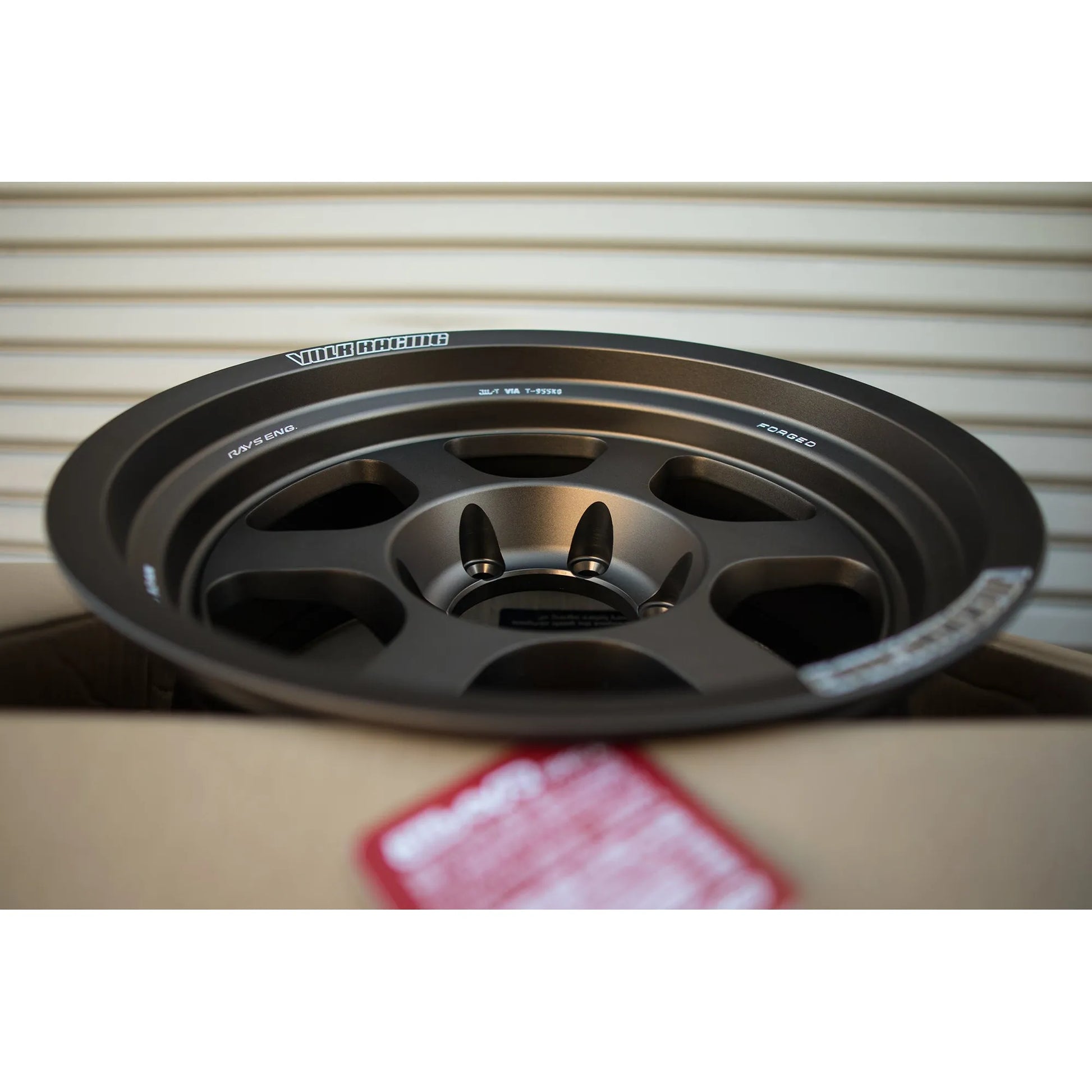Volk Racing TE37XT M-Spec 17x8 -20, 6x139.7 Bronze (SET)