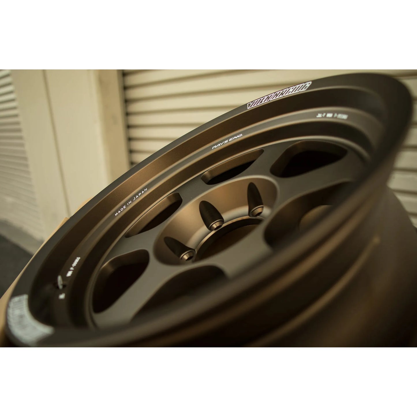 Volk Racing TE37XT M-Spec 17x8 -20, 6x139.7 Bronze (SET)
