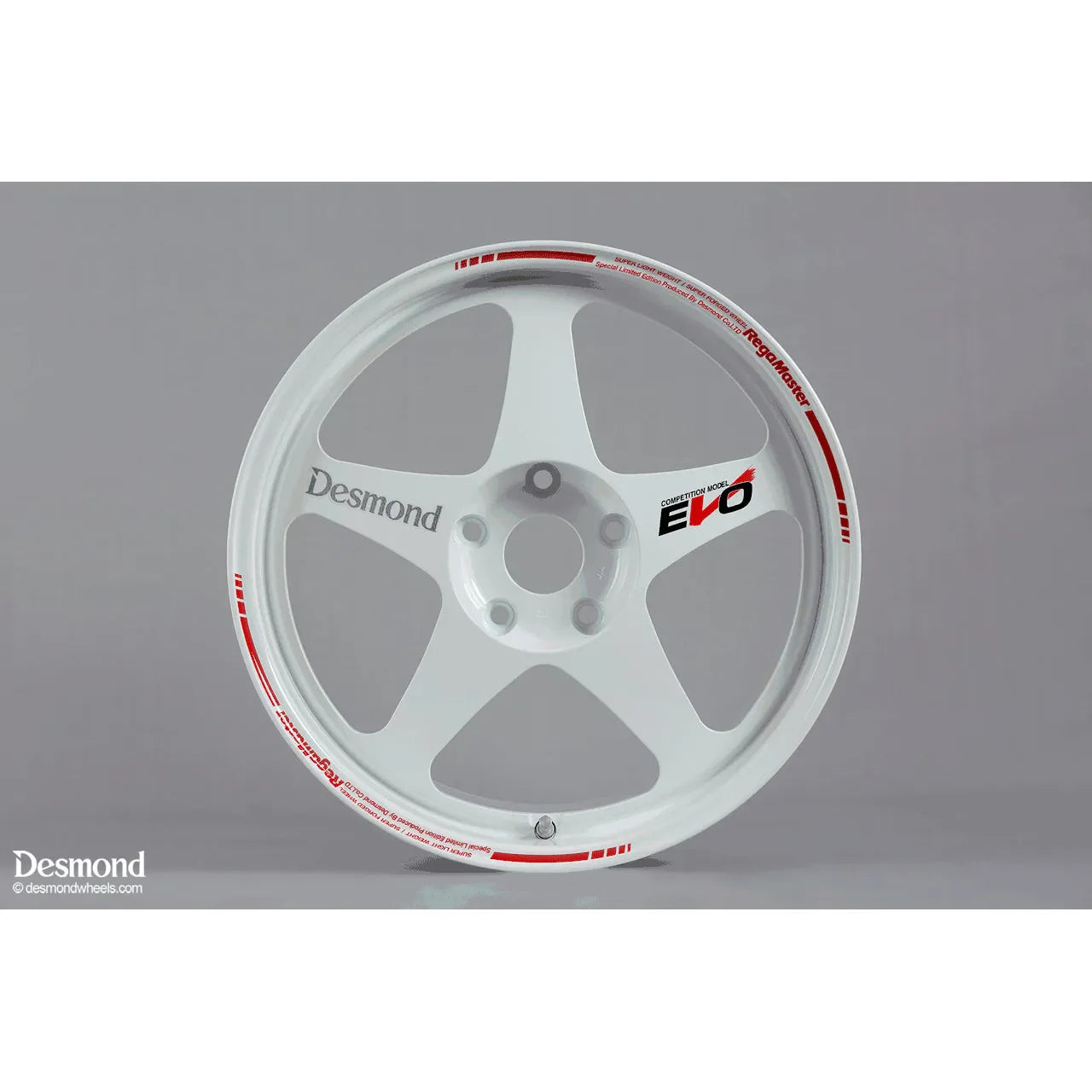 Desmond Regamaster EVO II 18x9.5 +45 5x114.3 Gloss White (SET)