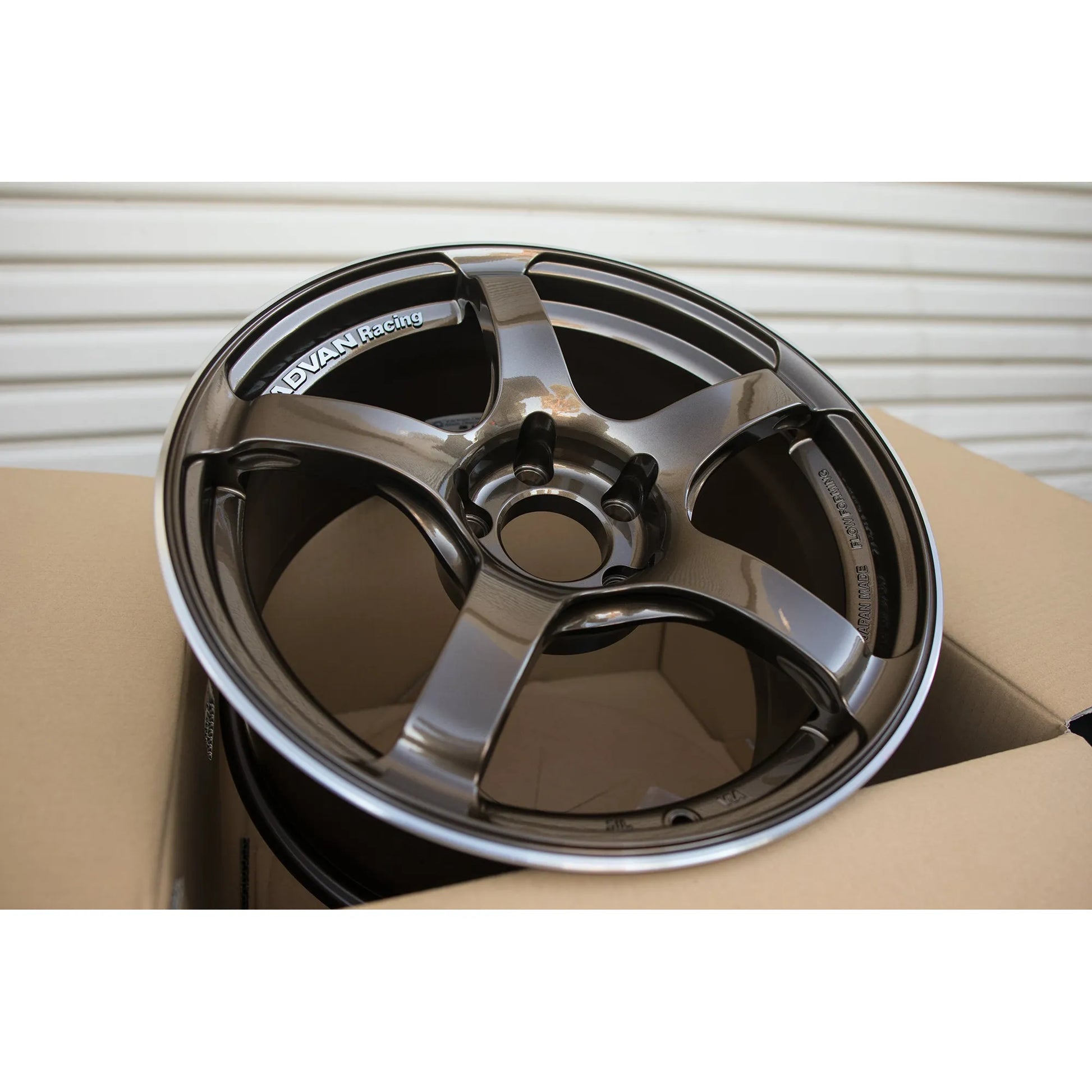 Advan TC4 17x9 +35 5x114.3 Umber Bronze Metallic (SET)