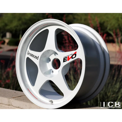 Desmond Regamaster EVO II 17x9.5 +45 5x114.3 Gloss White (SET)