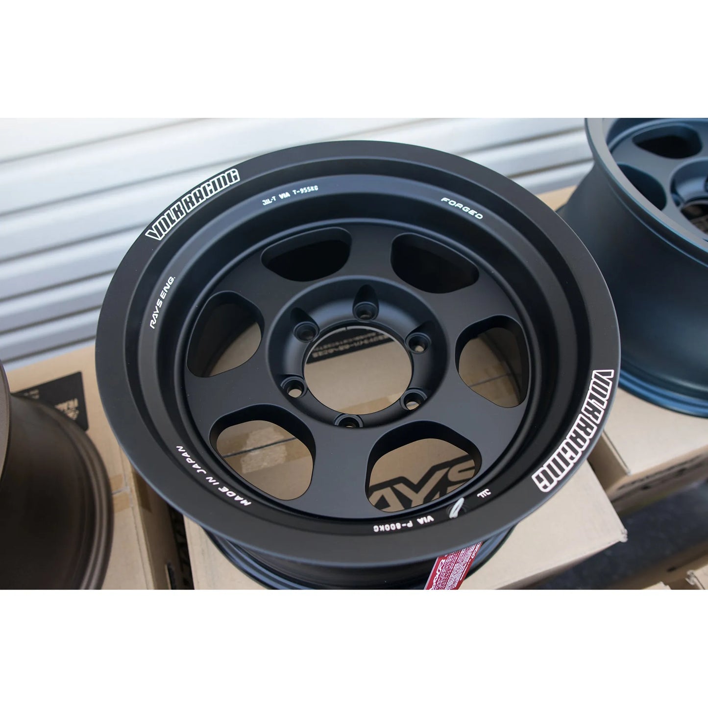 Volk Racing TE37XT M-Spec 16x8.5 -10, 6x139.7 Blast Black (SET)