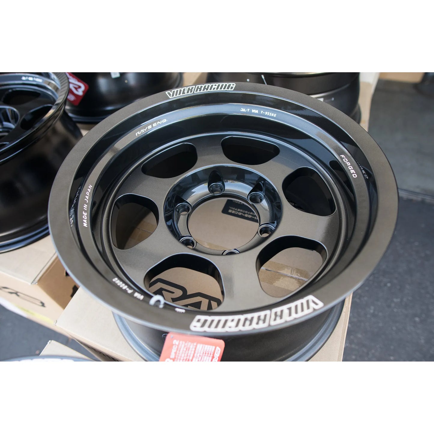 Volk Racing TE37XT M-Spec 16x8.5 -10, 6x139.7 Diamond Black (SET)