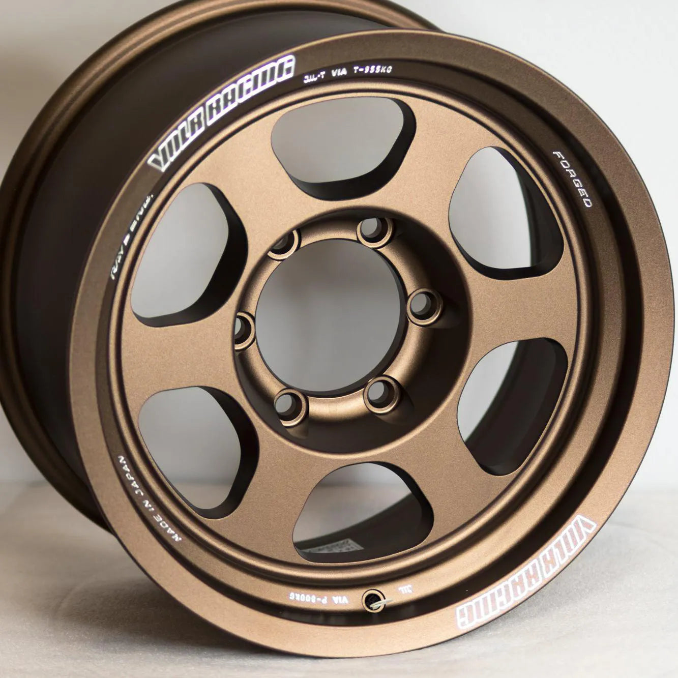 Volk Racing TE37XT M-Spec 16x8 +0 6x139.7 Bronze (SET)