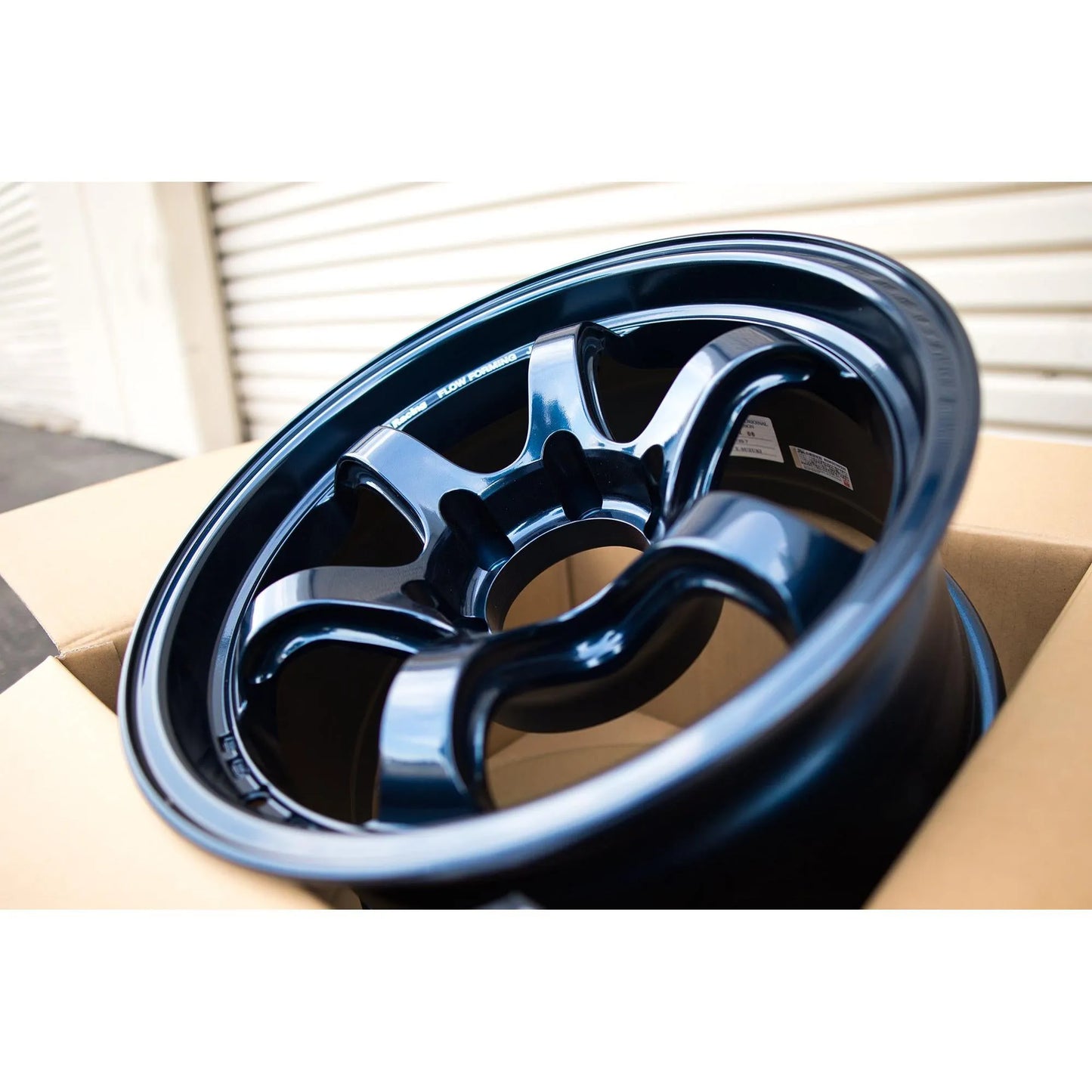 Advan RG-D2 17x8.5 -10 6x139.7 Racing Indigo Blue (SET)