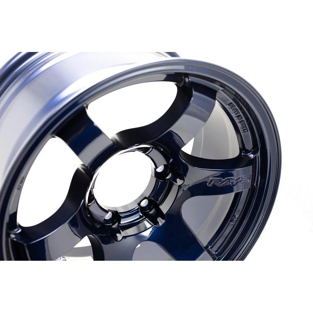 Gram Lights 57DR-X 18x9 +0 6x139.7 Eternal Blue Pearl (SET)