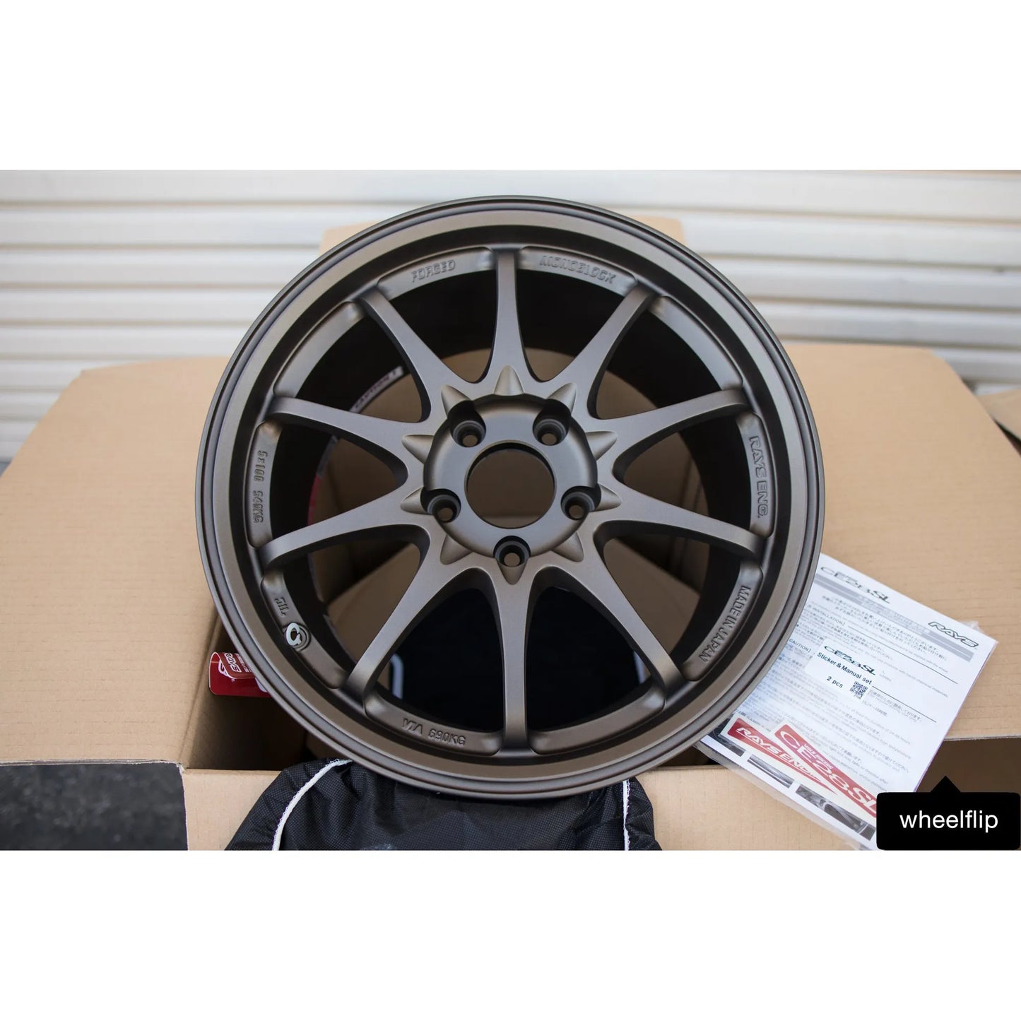 Volk Racing CE28SL 17x9 +45 5x114.3 Blast Bronze (SET)