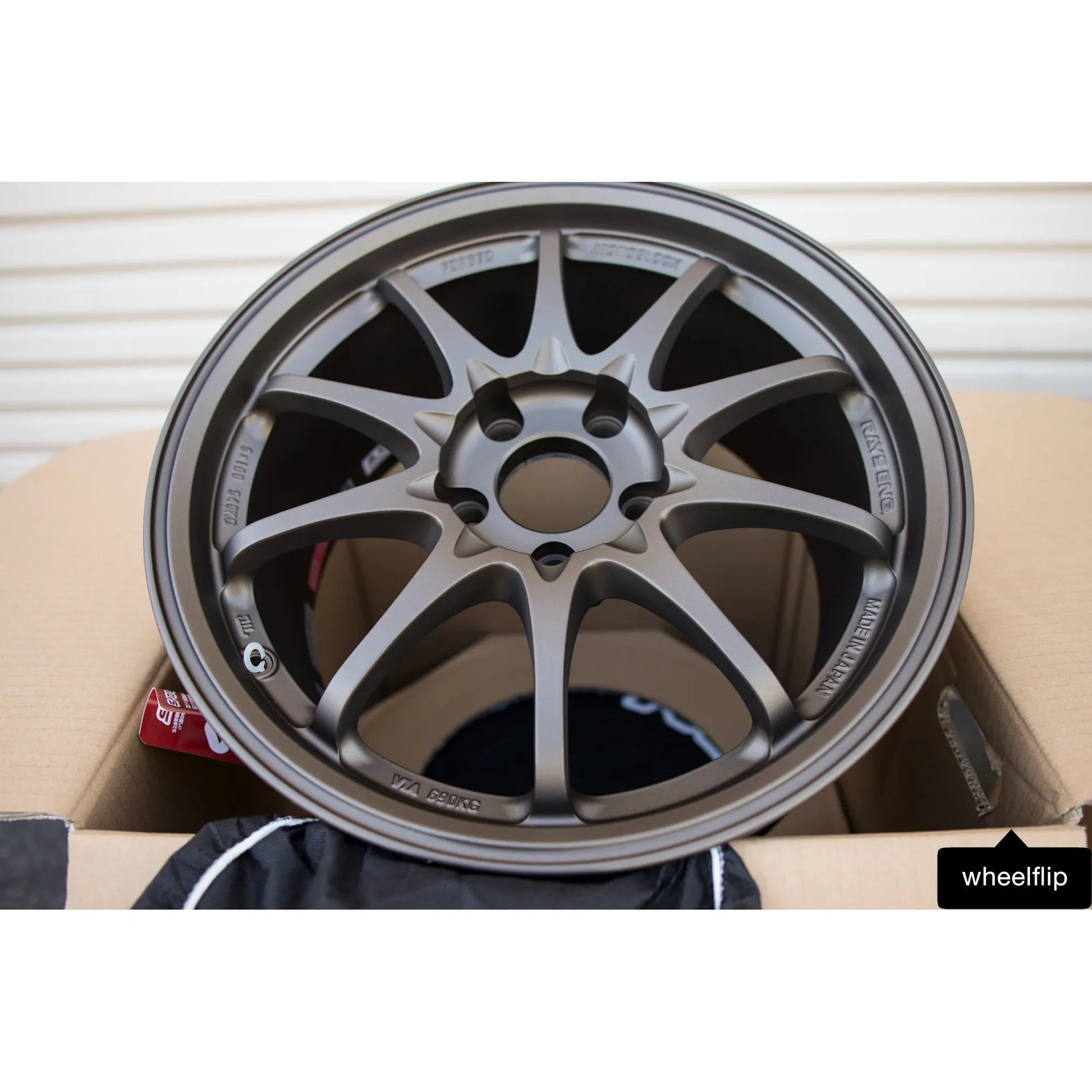 Volk Racing CE28SL 17x9 +45 5x114.3 Blast Bronze (SET)