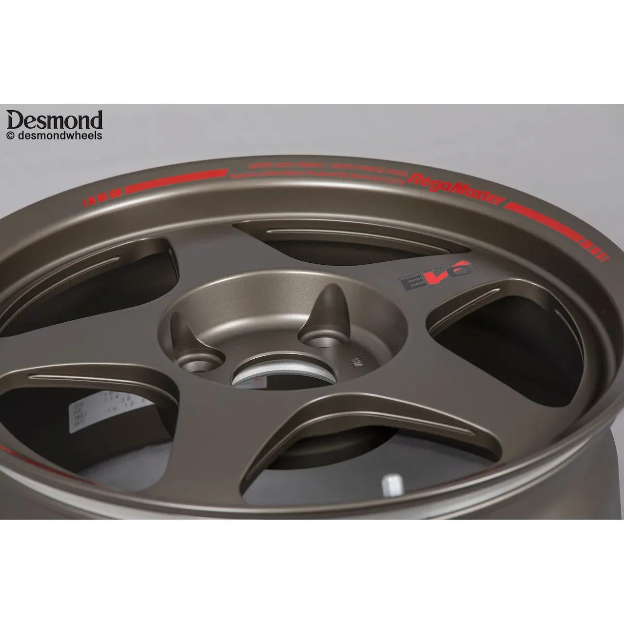 Desmond Regamaster EVO II 16x8 +35 5x114.3 Satin Bronze (SET)