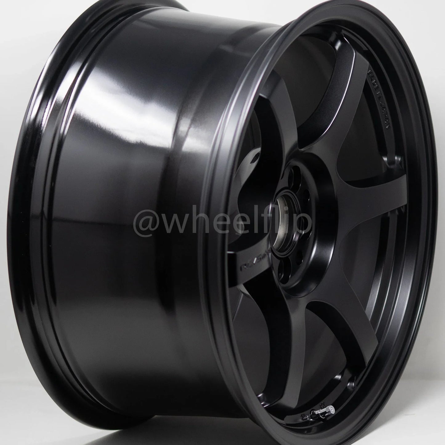 Gram Lights 57DR 17x9 +38 5x114.3 Semi Gloss Black (SET)