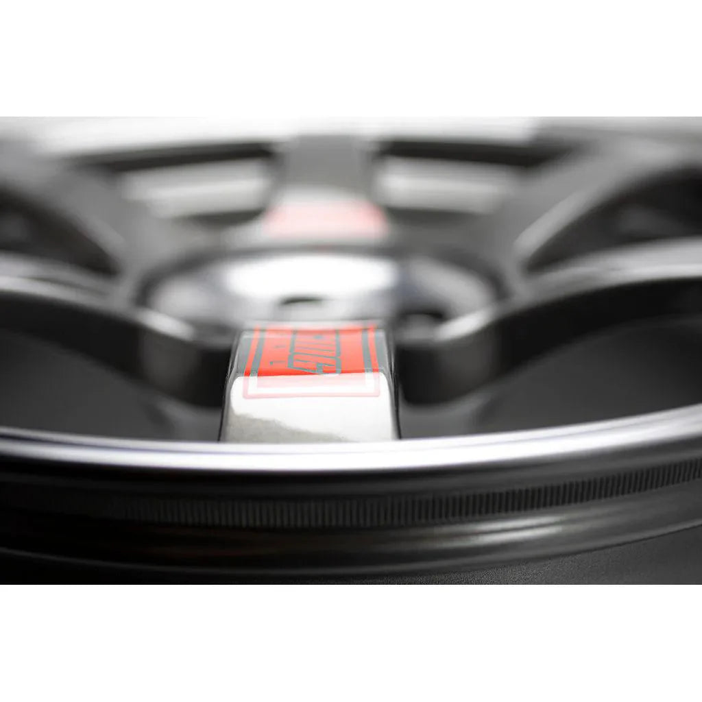 Volk Racing TE37 Saga SL 18x9.5 +38 5x120 Pressed Graphite (SET)