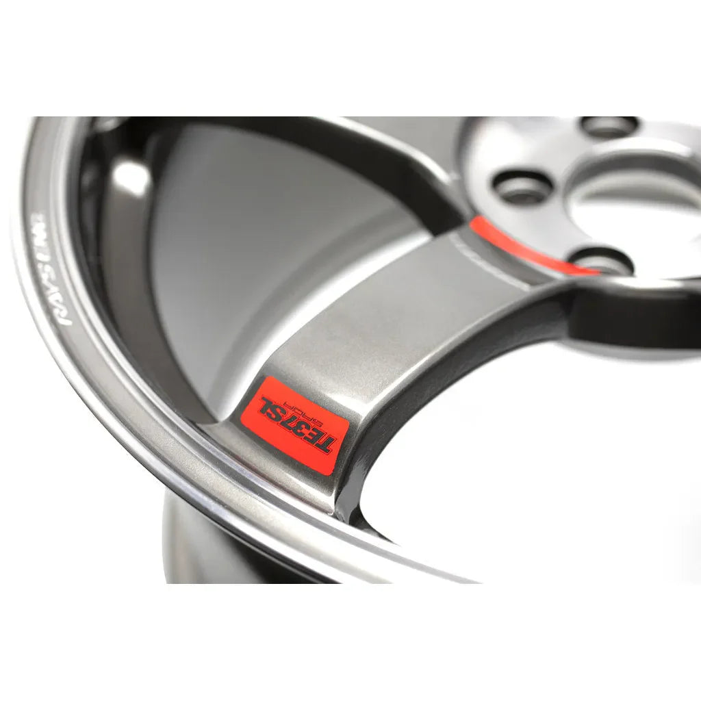 Volk Racing TE37 Saga SL 18x10.5 +22 5x114.3 Pressed Graphite (SET)