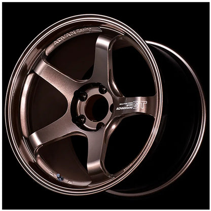 Advan GT Beyond Racing White | 18x10.5" +15mm | 5x114.3mm Wheel