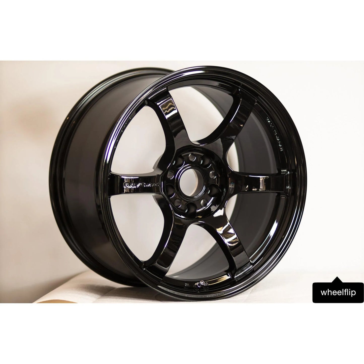 Gram Lights 57DR 18x9.5 +12 5x114.3 Glossy Black (SET)