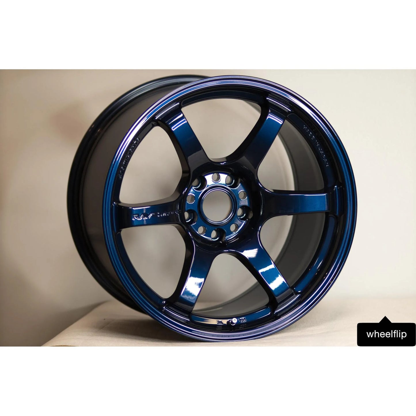 Gram Lights 57DR 18x10.5 +12 5x114.3 Eternal Blue Pearl (SET)
