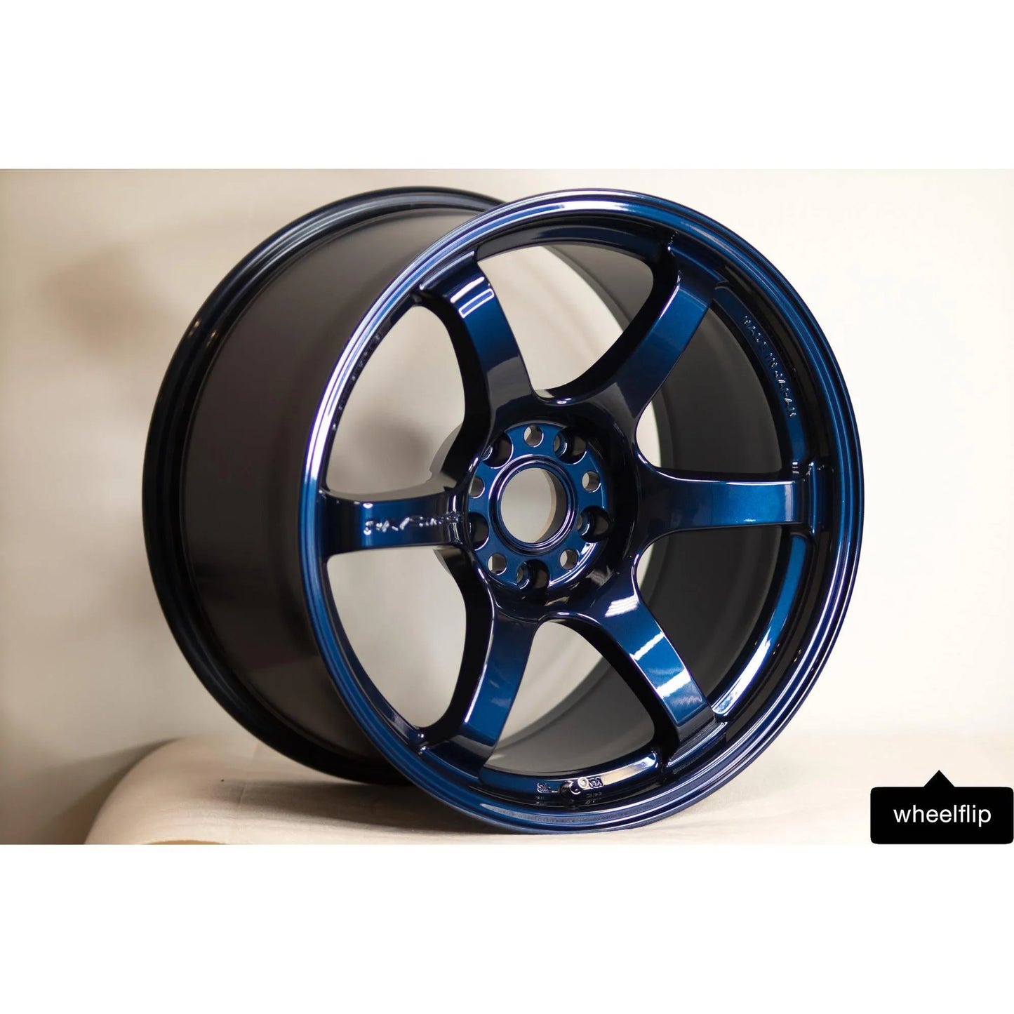 Gram Lights 57DR 18x10.5 +12 5x114.3 Eternal Blue Pearl (SET)
