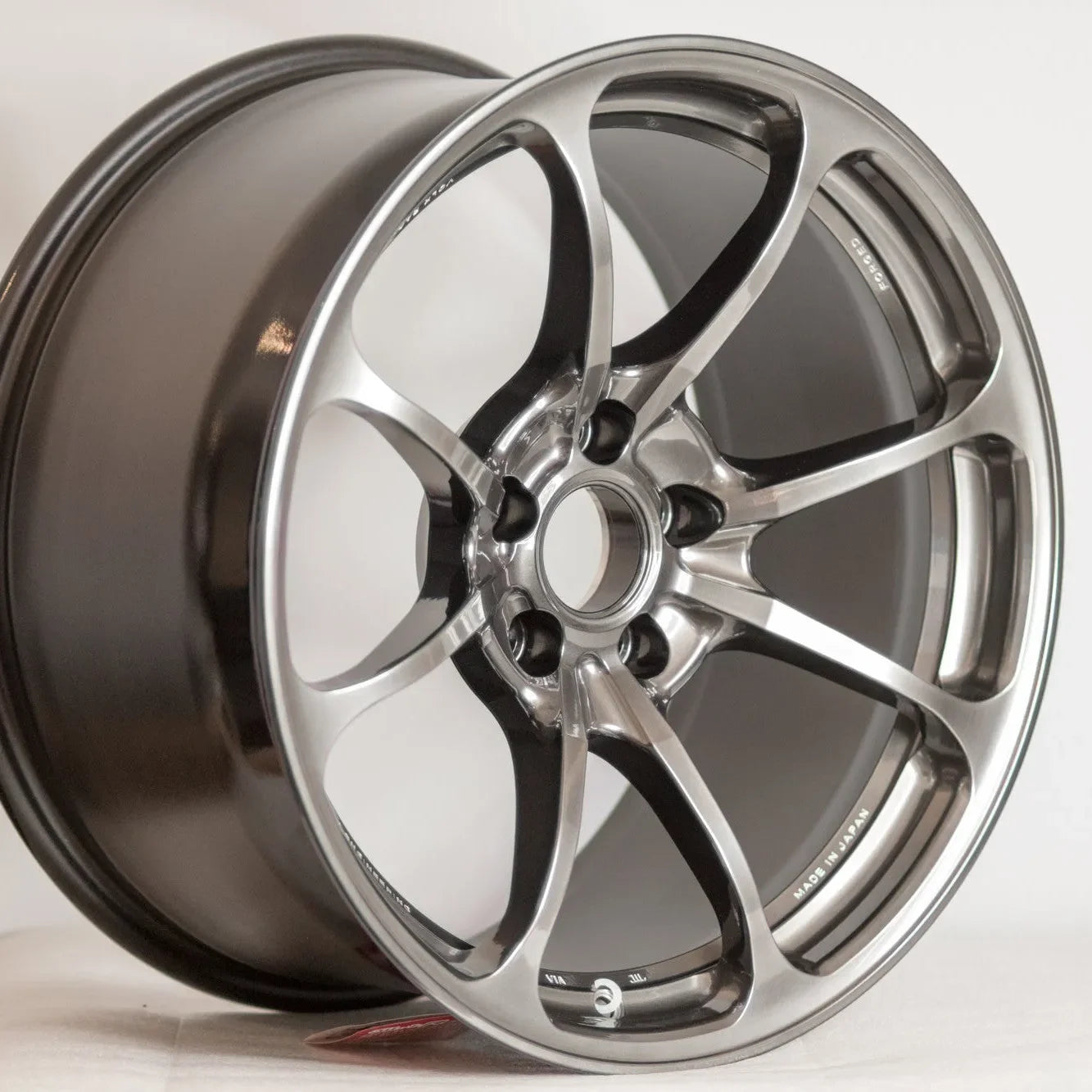 Volk Racing NE24 18x9.5 +22 5x114 Shining Black Metal (SET)