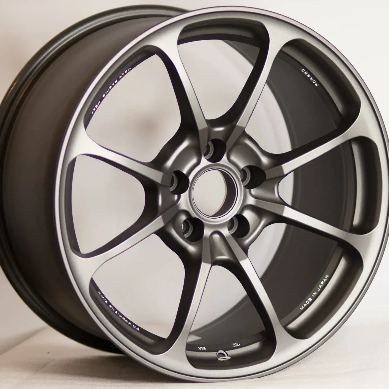 Volk Racing NE24 18x9.5 +38 5x114 Matte Gun Black (SET)