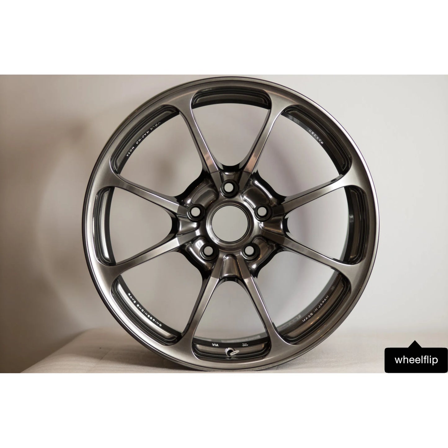 Volk Racing NE24 18x9.5 +45 5x120 Shining Black Metal (SET)