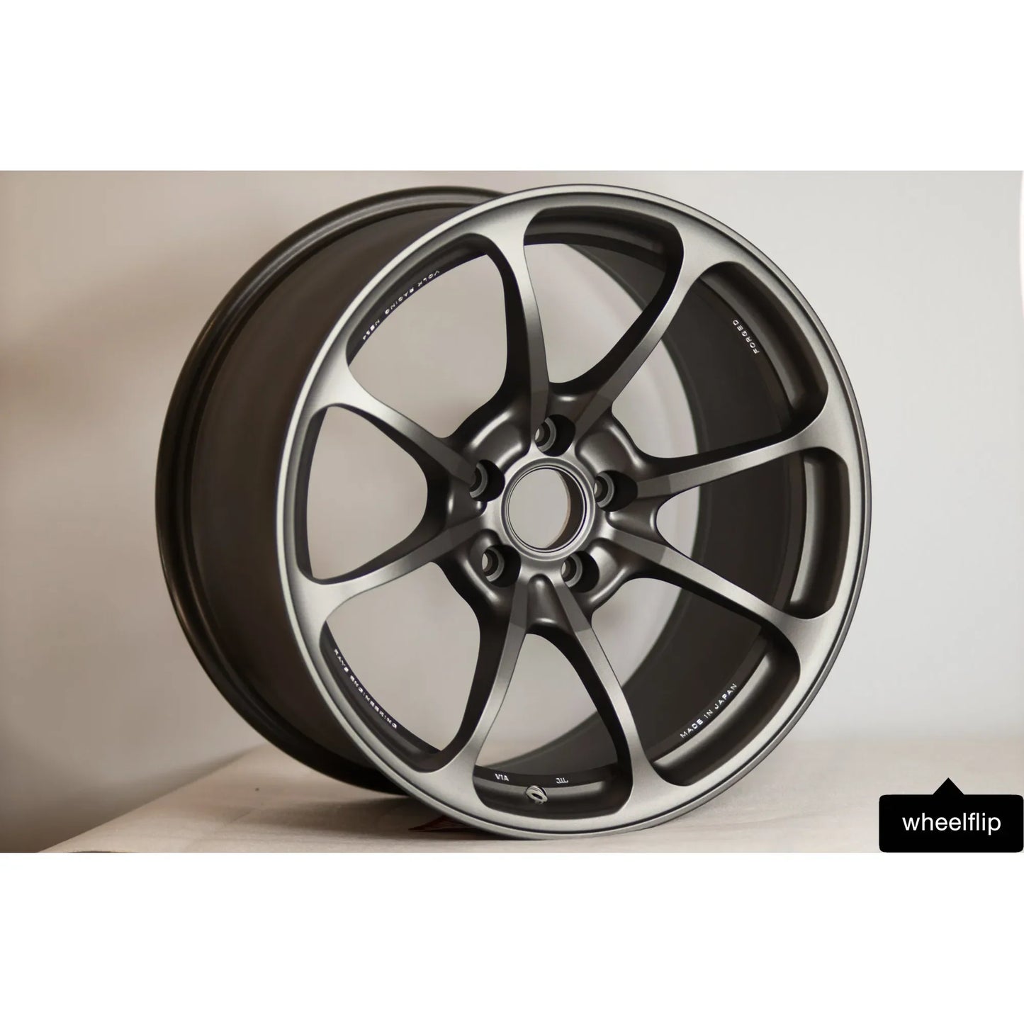 Volk Racing NE24 18x9.5 +22 5x114 Matte Gun Black (SET)