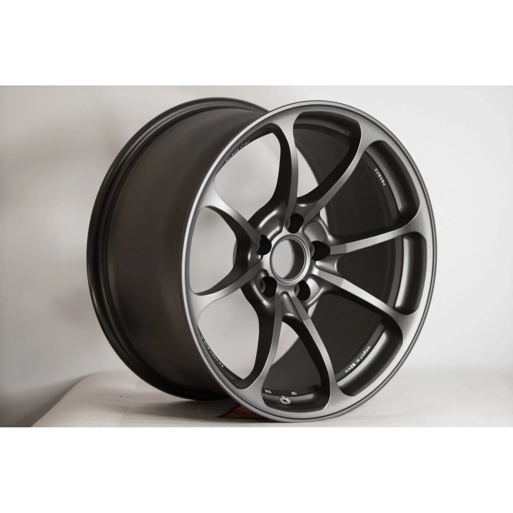 Volk Racing NE24 18x9.5 +22 5x114 Matte Gun Black (SET)
