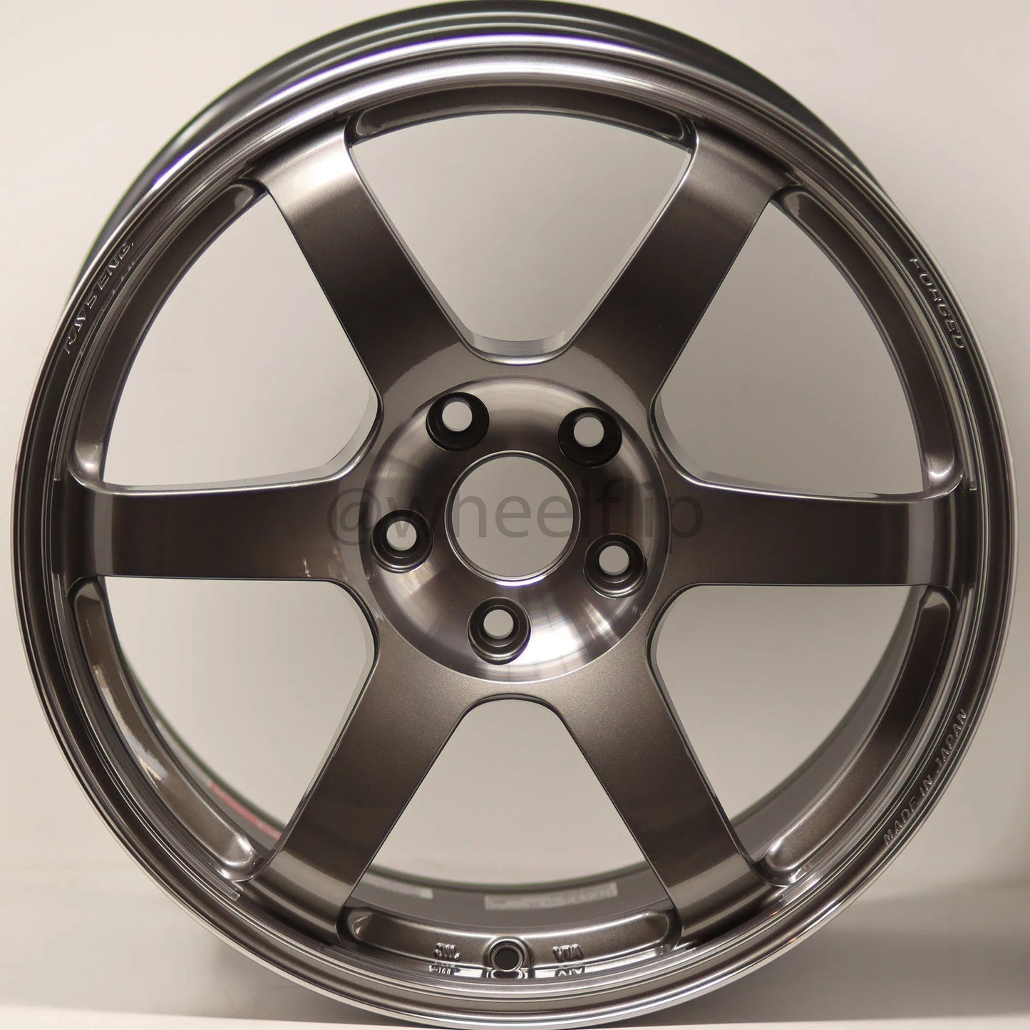 Volk Racing TE37 Saga SL 18x9.5 +35 5x114.3 Pressed Graphite (SET)