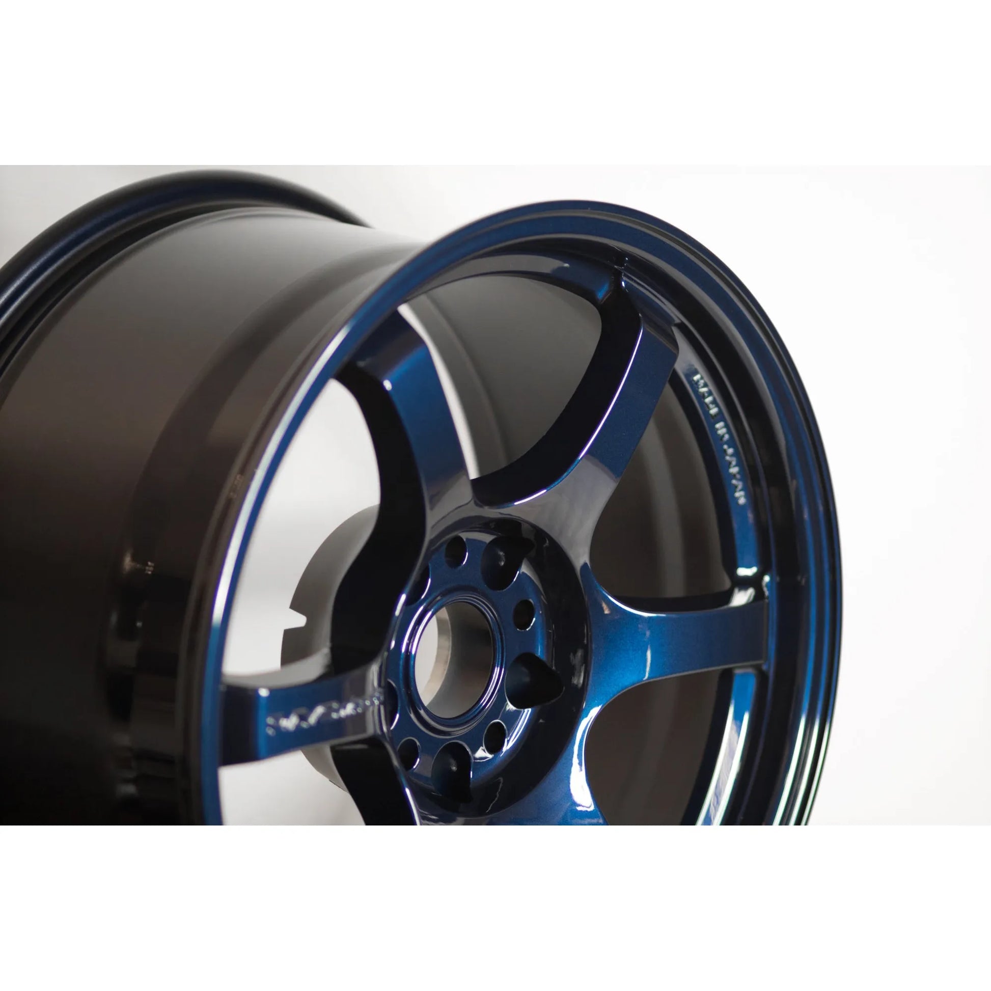 Gram Lights 57DR 17x9 +22 5x114.3 Eternal Blue Pearl (SET)