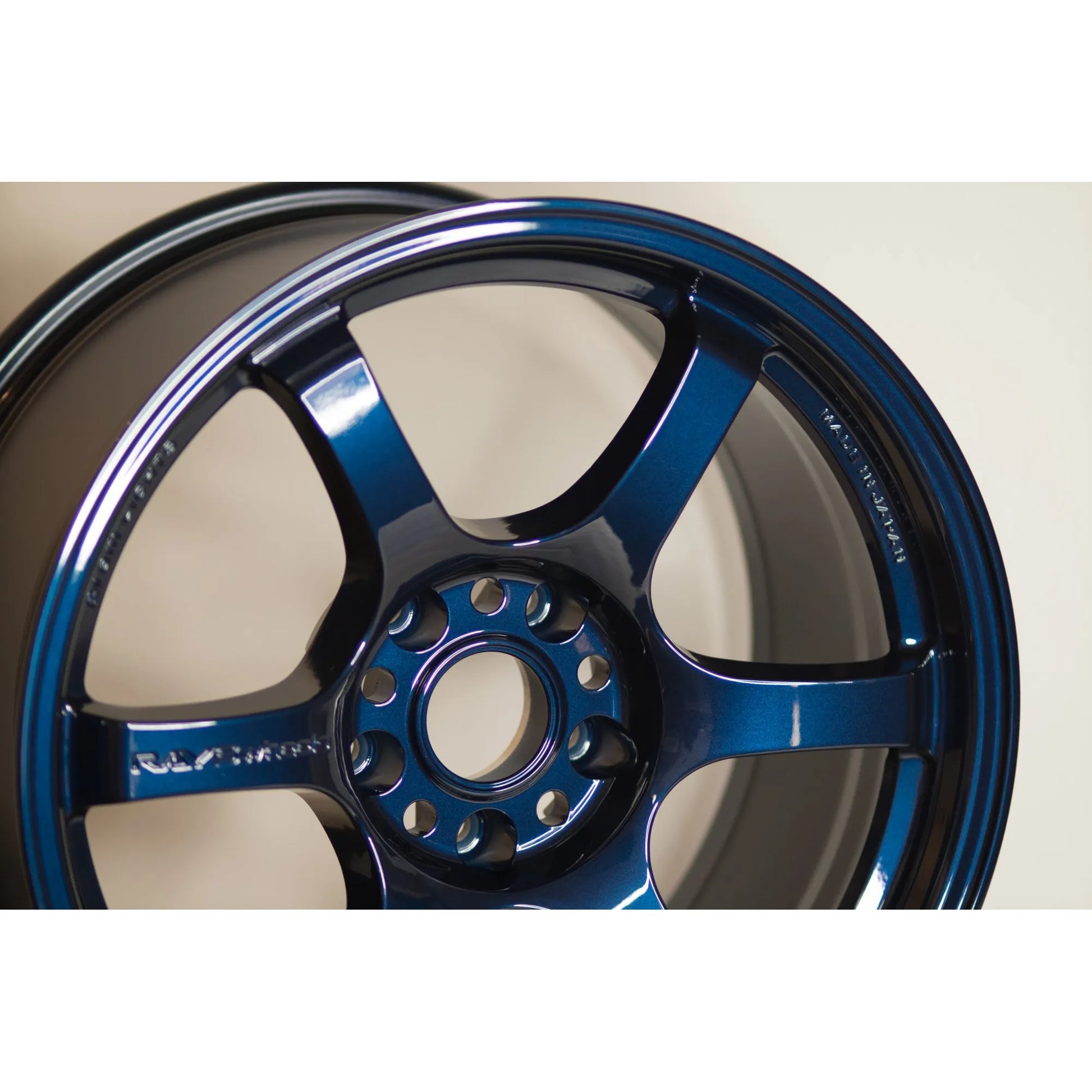 Gram Lights 57DR 17x9 +22 5x114.3 Eternal Blue Pearl (SET)