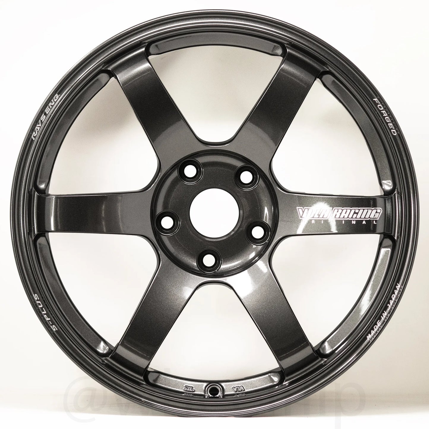 Volk Racing TE37 Saga S-Plus 18x9.5 +22 5x114.3 Diamond Dark Gunmetal (SET)