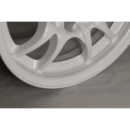 Mugen MC10L 15x8 +32 5x114.3 White (SET)