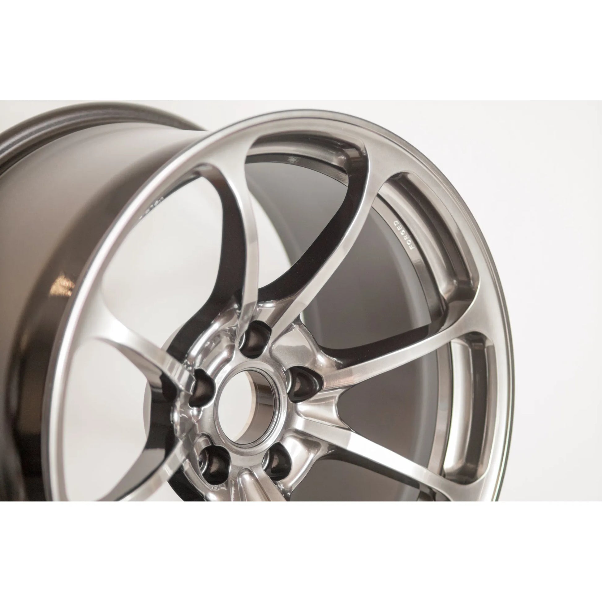 Volk Racing NE24 18x10 +33 5x114 Shining Black Metal (SET)