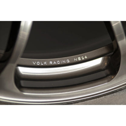 Volk Racing NE24 18x10 +33 5x114 Shining Black Metal (SET)