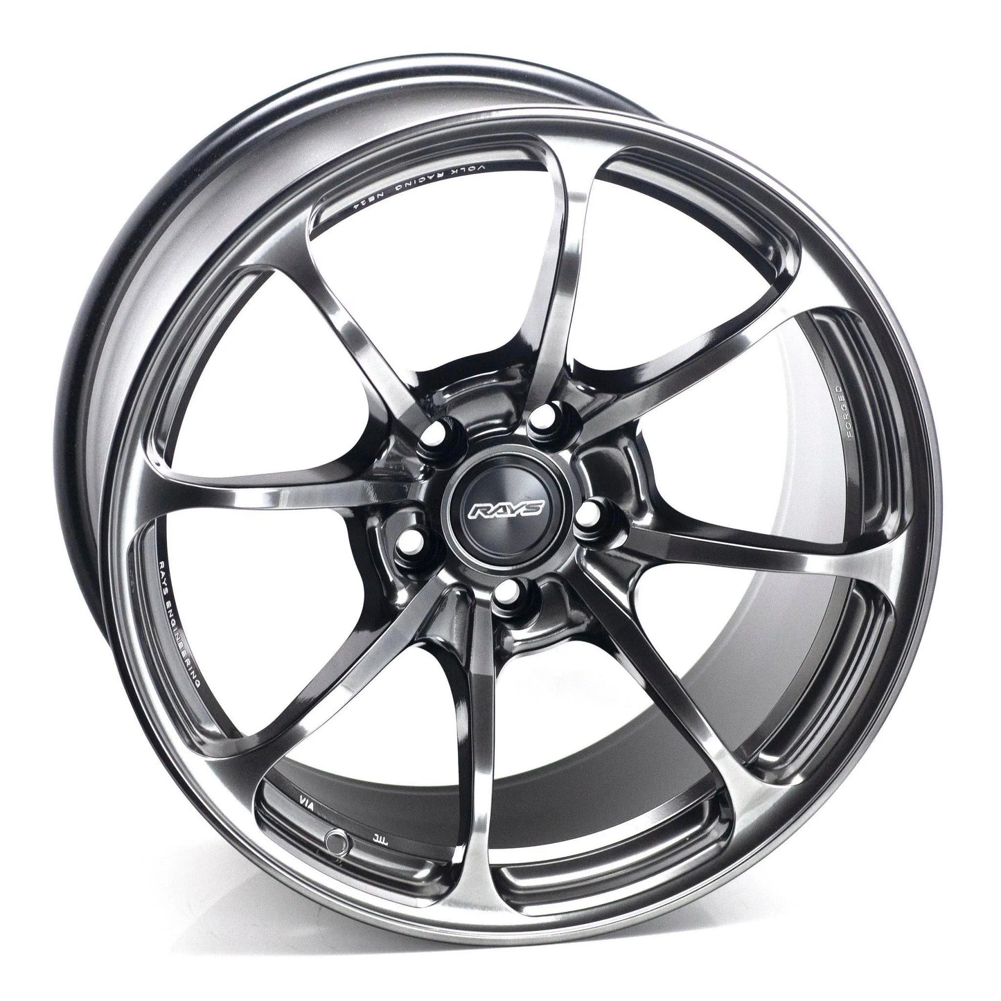 Volk Racing NE24 18x10.5 +15 5x114.3 Shining Black Metal (SET)