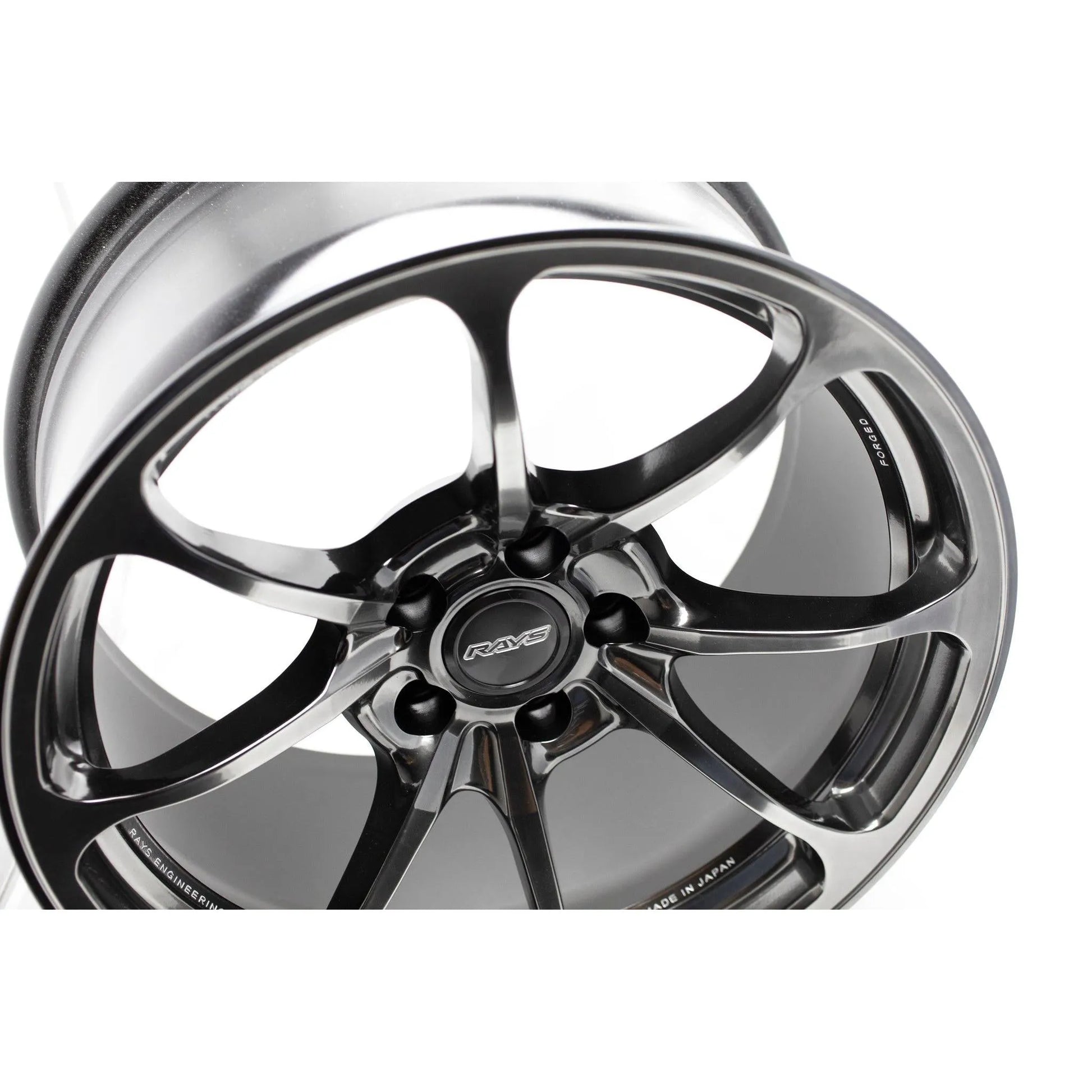 Volk Racing NE24 18x10.5 +15 5x114.3 Shining Black Metal (SET)