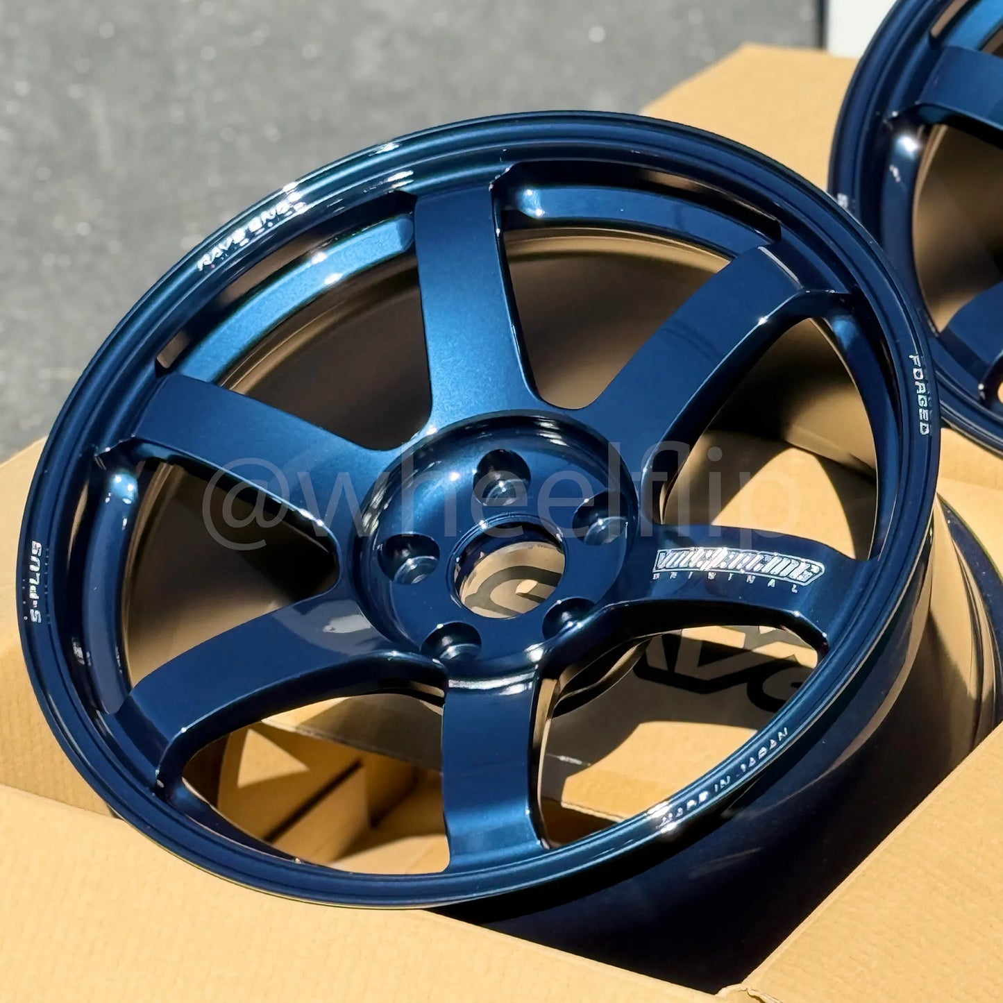 Volk Racing TE37 Saga S-Plus 18x9.5 +20, 18x10.5 +30 5x120 Mag Blue (SET)