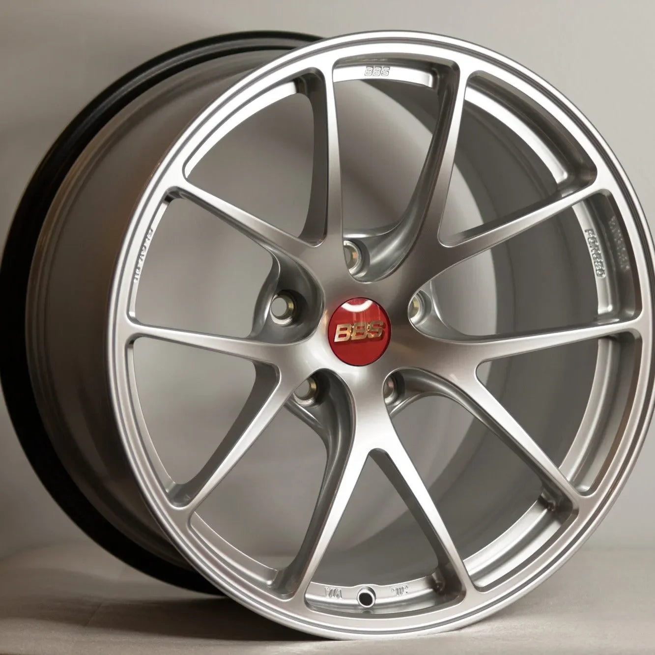 BBS RI-A 18x10 +25 5x120 Diamond Silver (SET)