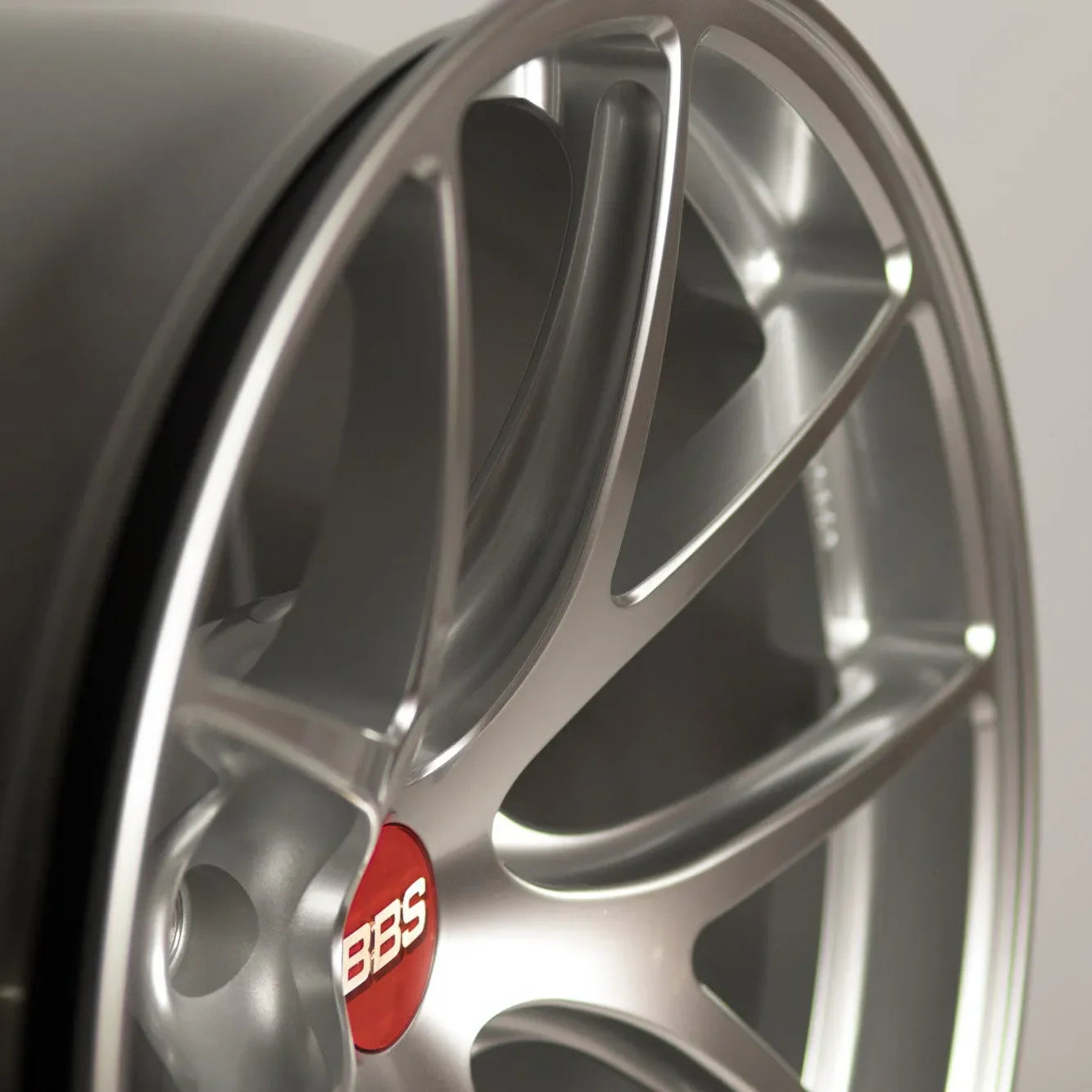 BBS RI-A 18x10 +25 5x120 Diamond Silver (SET)