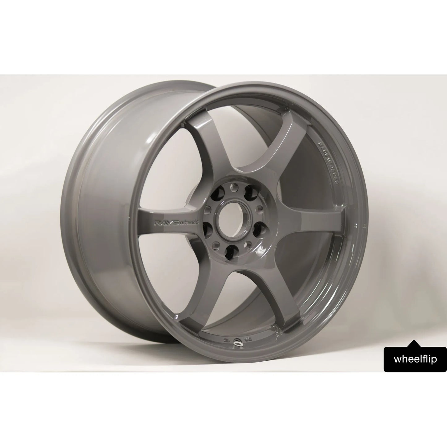 Gram Lights 57DR 17x9 +22 5x114.3 Glossy Gray (SET)