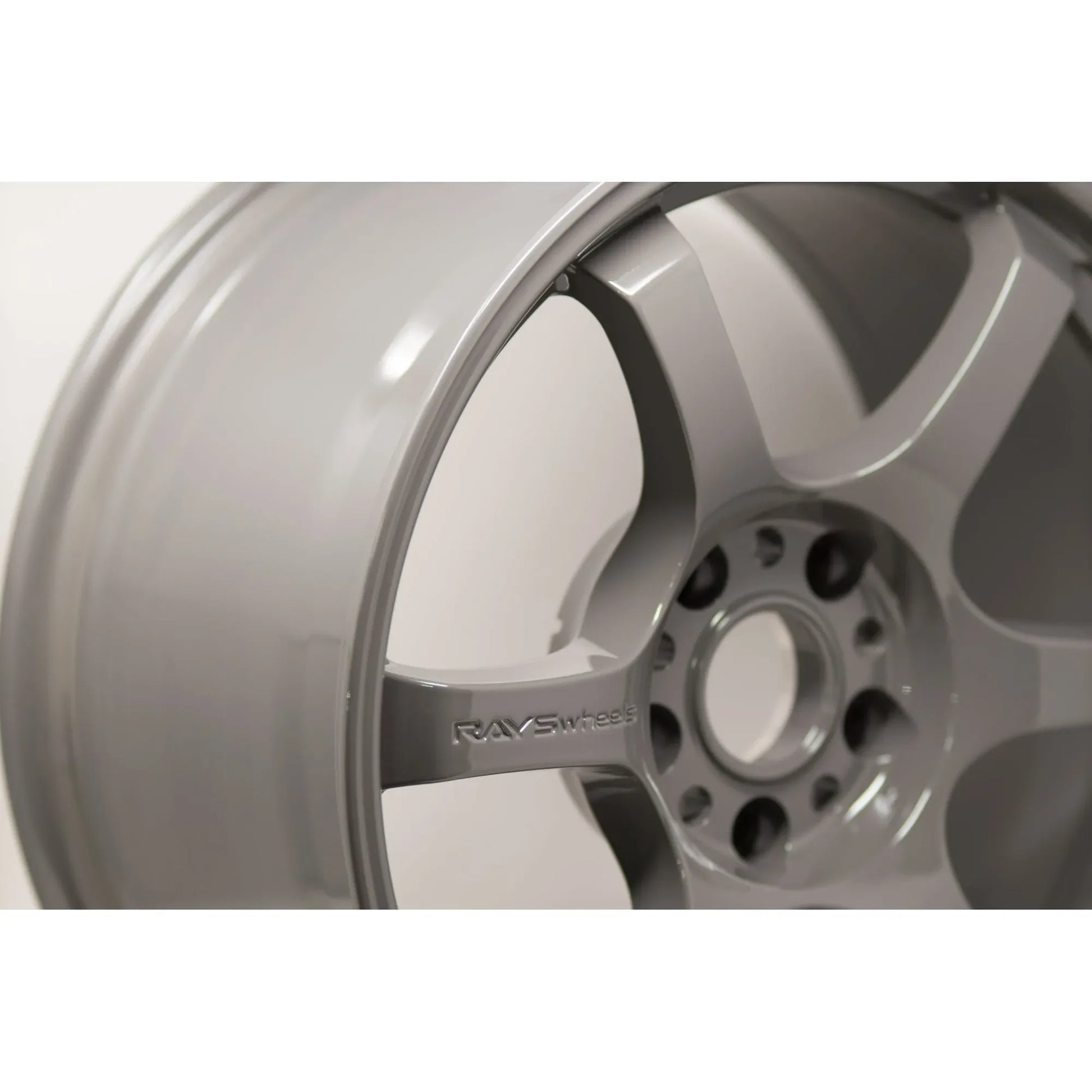 Gram Lights 57DR 17x9 +22 5x114.3 Glossy Gray (SET)