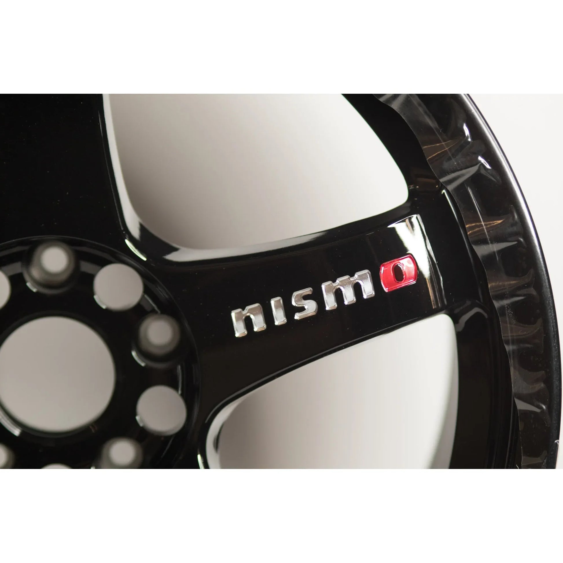 Nismo LMGT4 Omori Spec 18x9.5 +12 5x114.3 Gloss Black (SET)