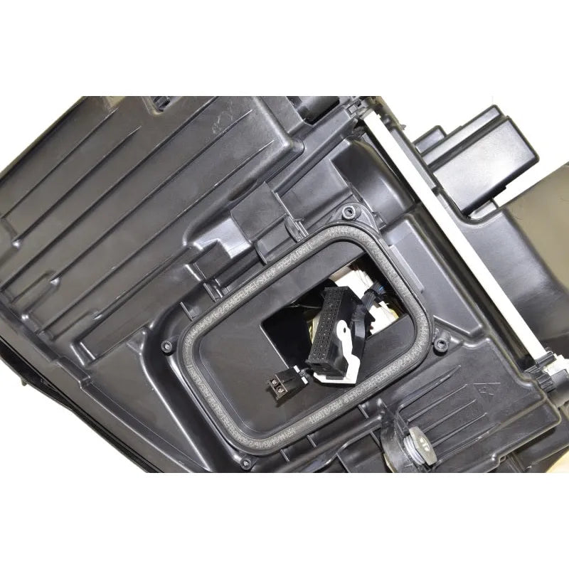 Hella E-Class LED Headlamp | Mercedes-Benz 17-23 Br213/17-24