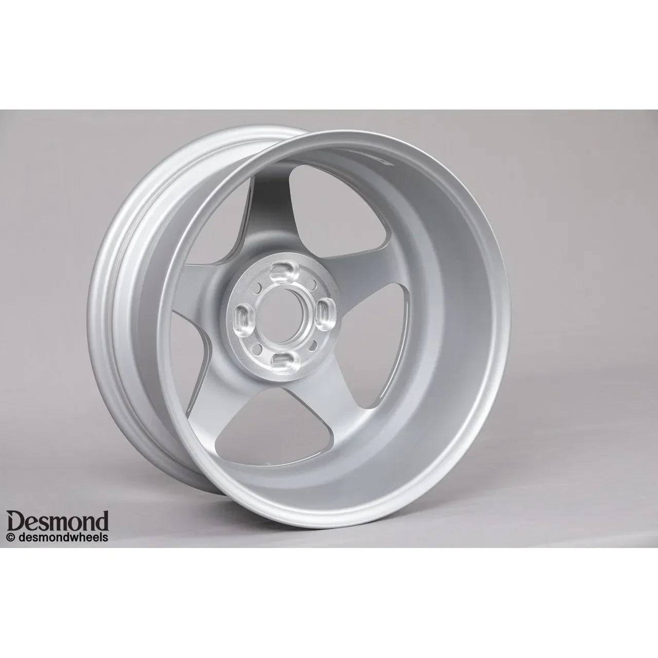 Desmond Regamaster EVO II 16x8 +35 4x100 Matte Silver (SET)