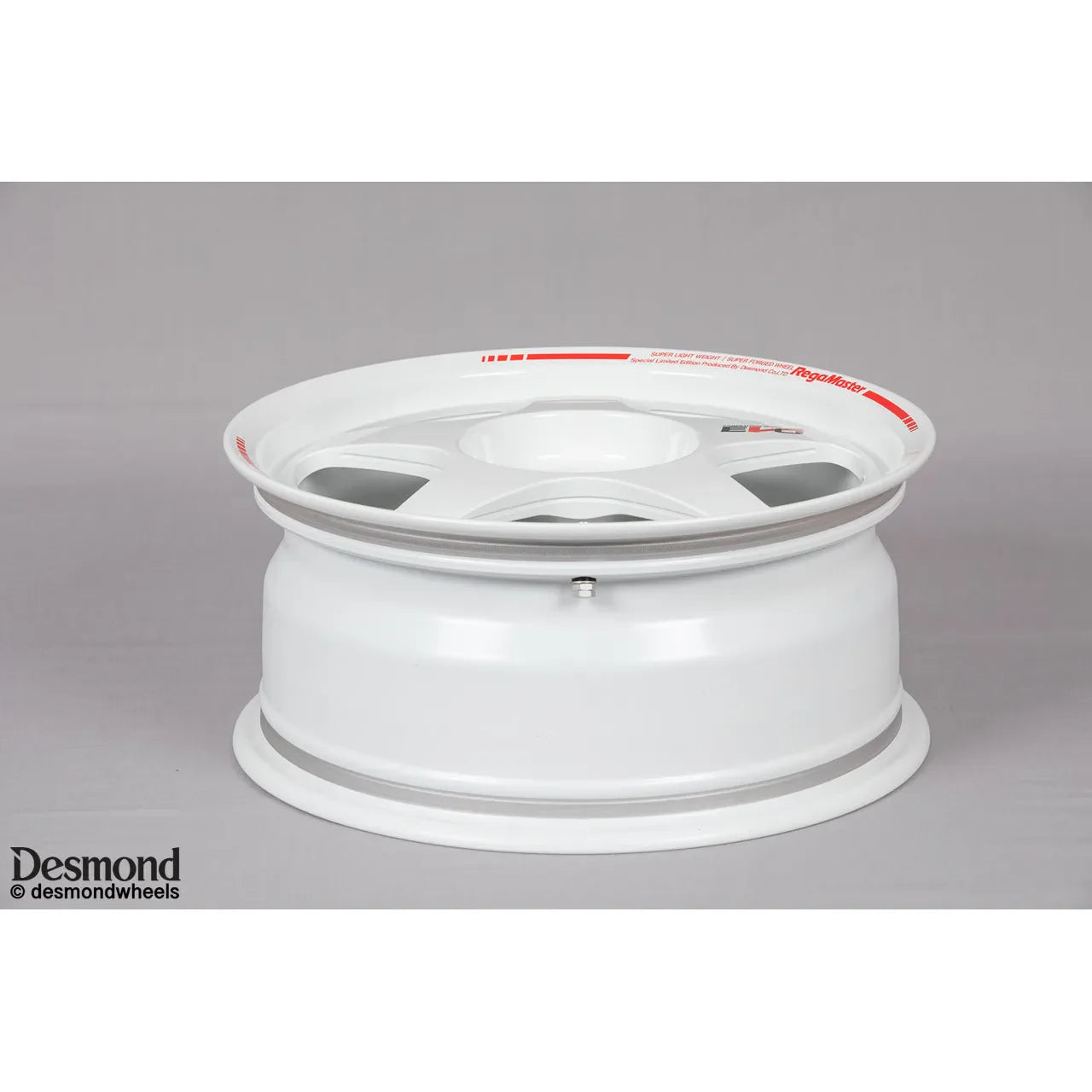 Desmond Regamaster EVO II 16x8 +35 4x100 Gloss White (SET)